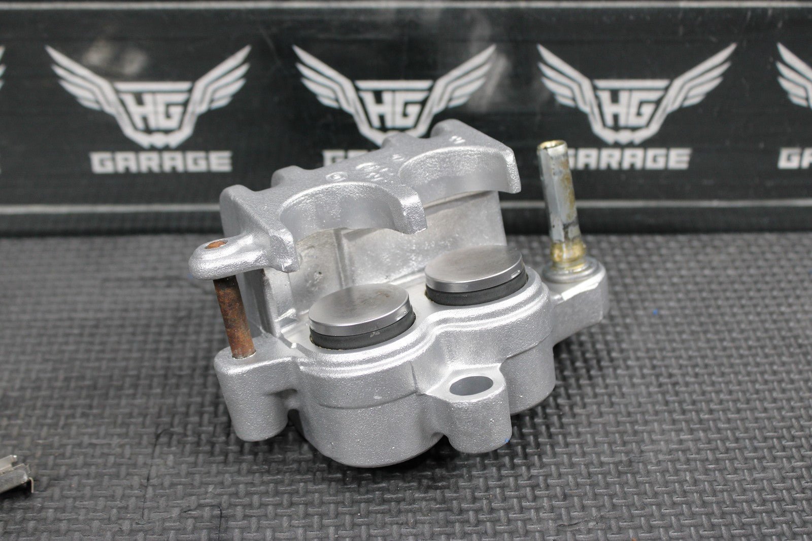 1996 SUZUKI RM250 OEM NISSIN FRONT BRAKE CALIPER 59300 - 36E63 - 999 - hggarage