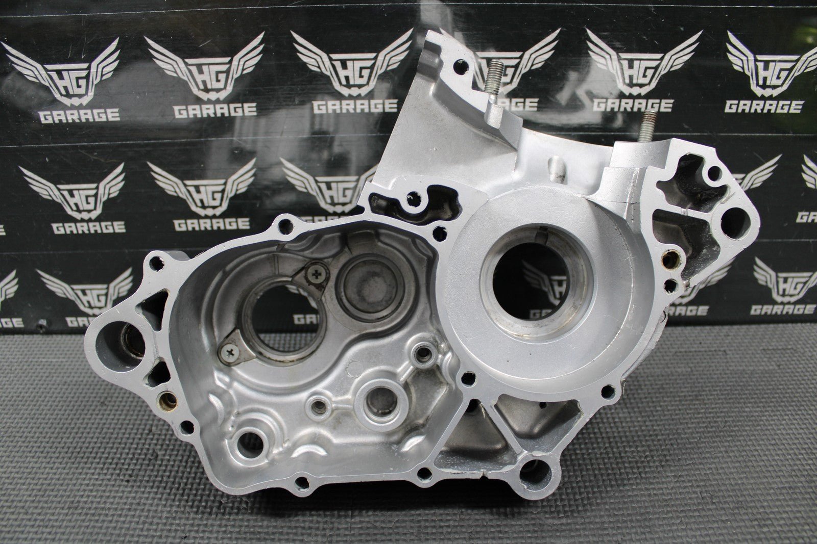 1991 KAWASAKI KX125 OEM LEFT RIGHT ENGINE MOTOR CRANKCASE CRANK CASES 14001 - 5284 - hggarage