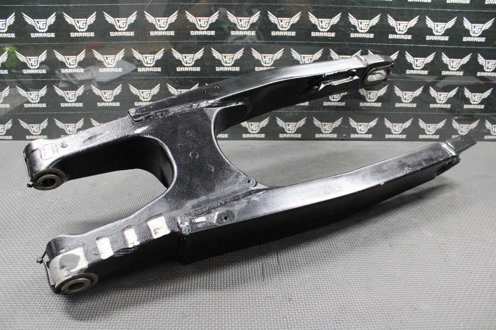 2003 SUZUKI RM125 RM250 K3 OEM SWINGARM SWING ARM REAR SUSPENSION 61000 - 37F10 - hggarage