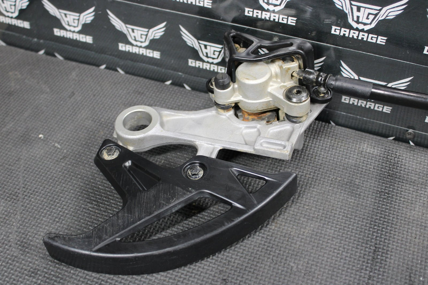 2016 HONDA CRF250R OEM NISSIN REAR BACK BRAKE CALIPER MASTER CYLINDER ASSEMBLY - hggarage