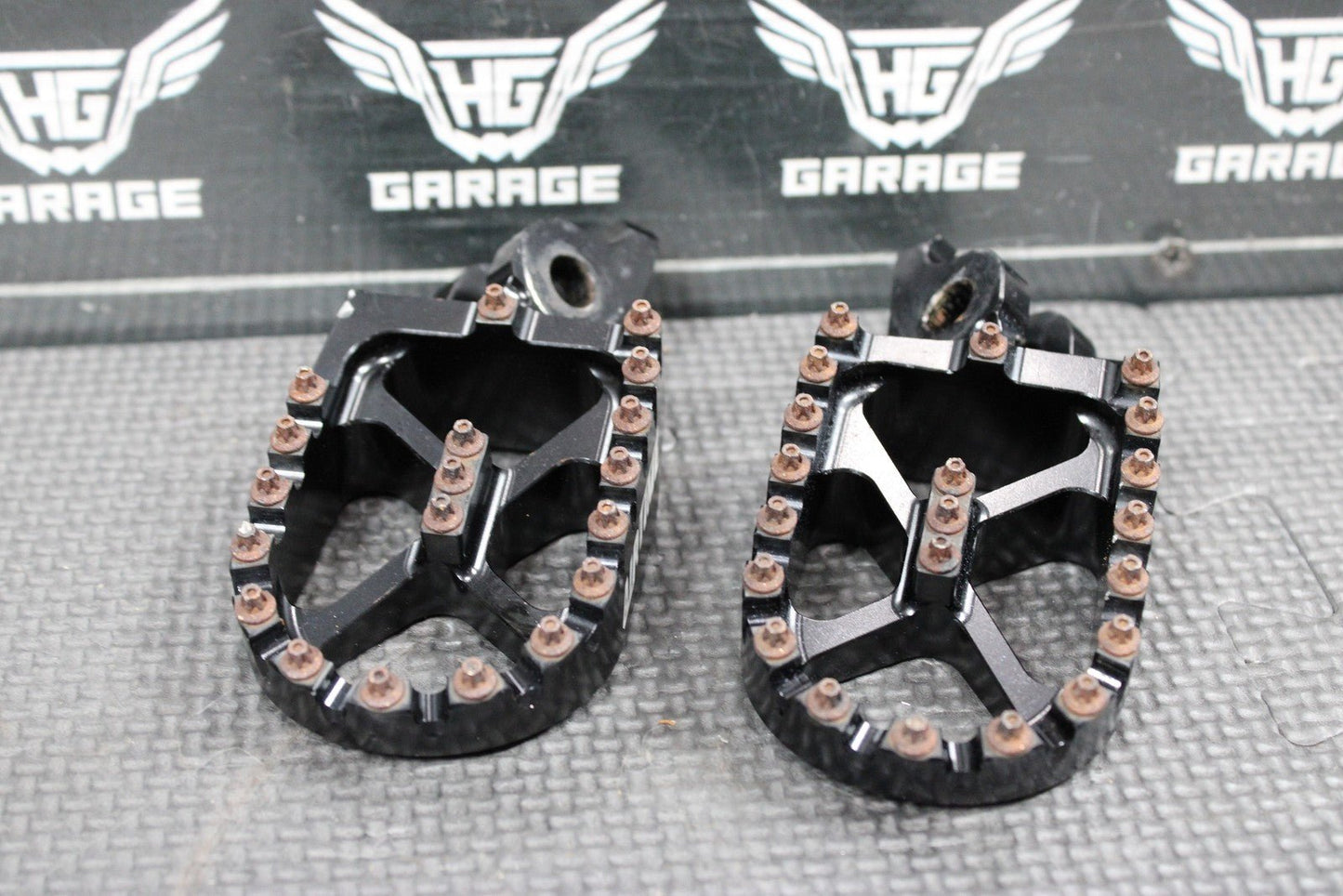 2007 HONDA CRF450R AIR TIME BILLET FOOT PEGS PEDALS FRAME STAND FOOTPEG BLACK - hggarage