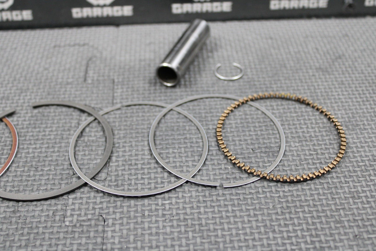 NEW 1986 - 2004 HONDA XR250R WISECO 77MM +4MM BIG BORE PISTON KIT 4466M07700 - hggarage