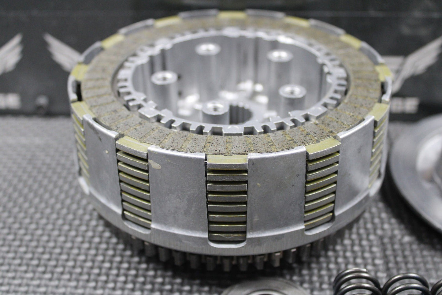 2005 00 - 07 HONDA CR125R OEM COMPLETE CLUTCH W PLATES BASKET HUB 22100 - KZ4 - L30 - hggarage
