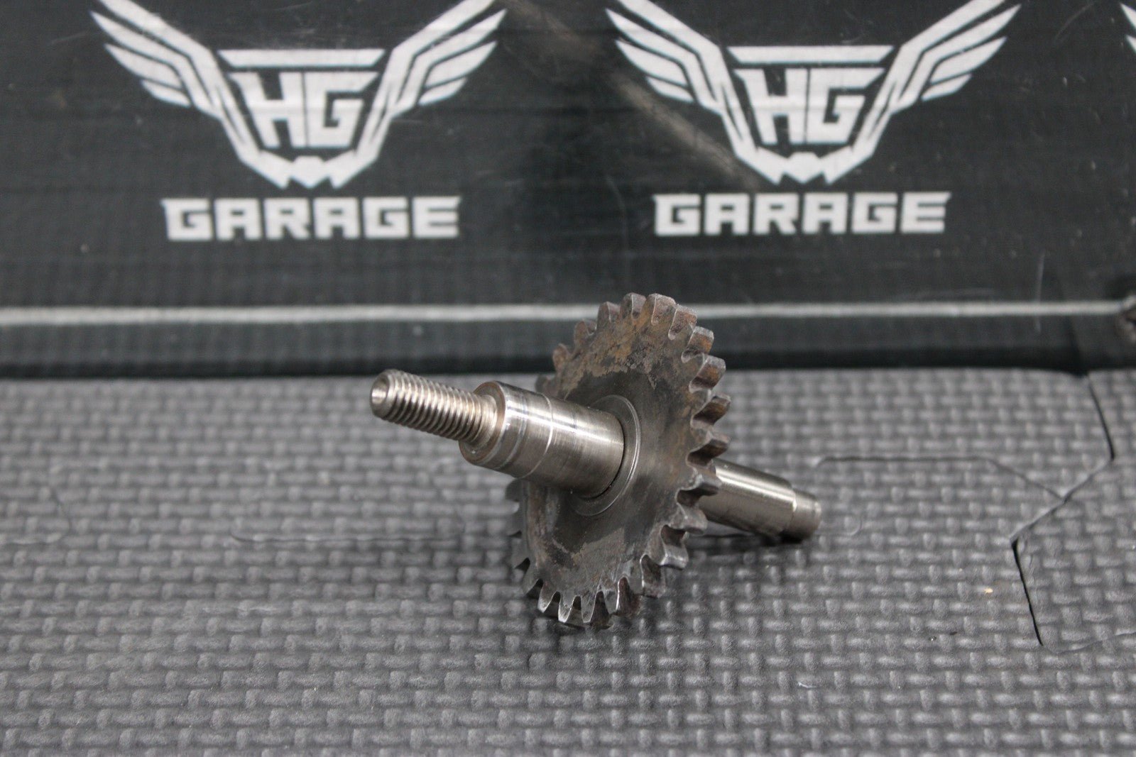 1991 HONDA CR80R OEM ENGINE WATER PUMP IMPELLER SHAFT 19230 - GC4 - 730 - hggarage