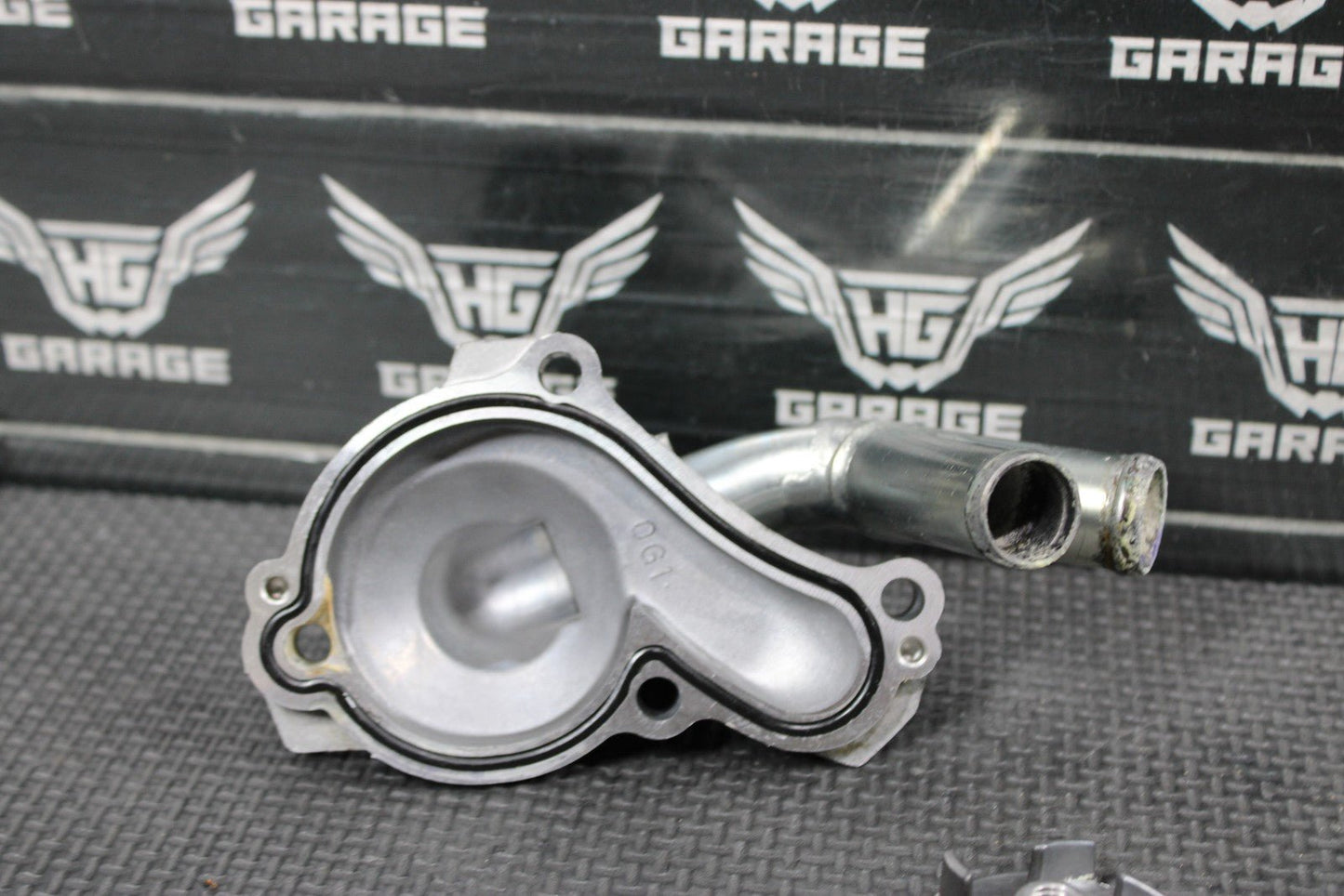 2005 YAMAHA 03 - 05 YZ450F OEM ENGINE WATER PUMP W HOUSING IMPELLER SHAFT NICE! - hggarage