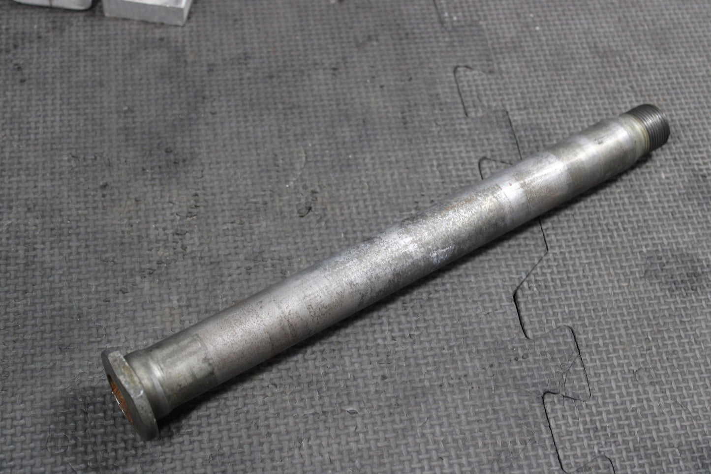 2003 Honda CRF450R OEM Rear Axle Back Wheel Rim Pivot Bolt Axel 42301 - KZ4 - J40 - hggarage