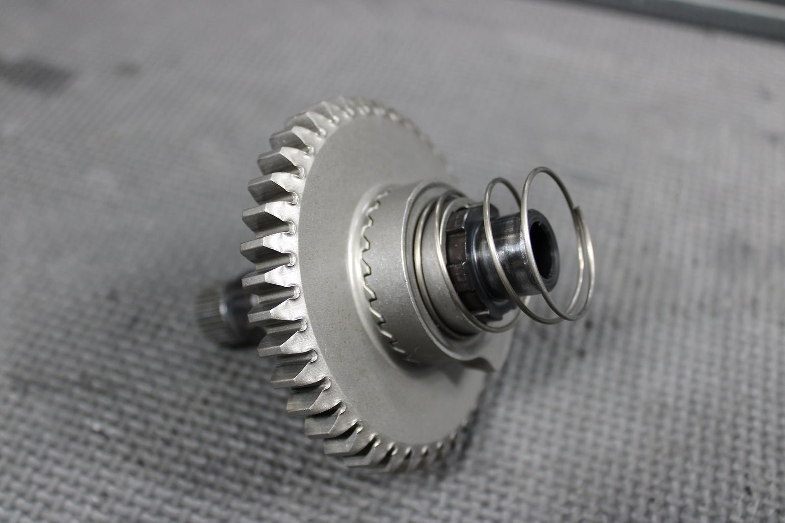 2006 KTM 450SX OEM KICKSTART KICK START SHAFT W IDLER GEAR 59033050100 590330530 - hggarage