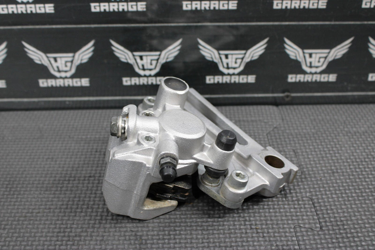 2012 KAWASAKI 04 - 21 KX100 KX85 OEM REAR BACK BRAKE CALIPER 43080 - 5134 GOOD! - hggarage