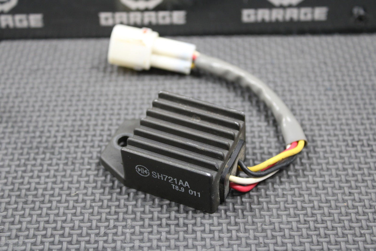2010 KTM 06 - 11 250 XCF - W OEM RECTIFIER VOLTAGE REGULATOR WIRING 80011034000 GOOD - hggarage