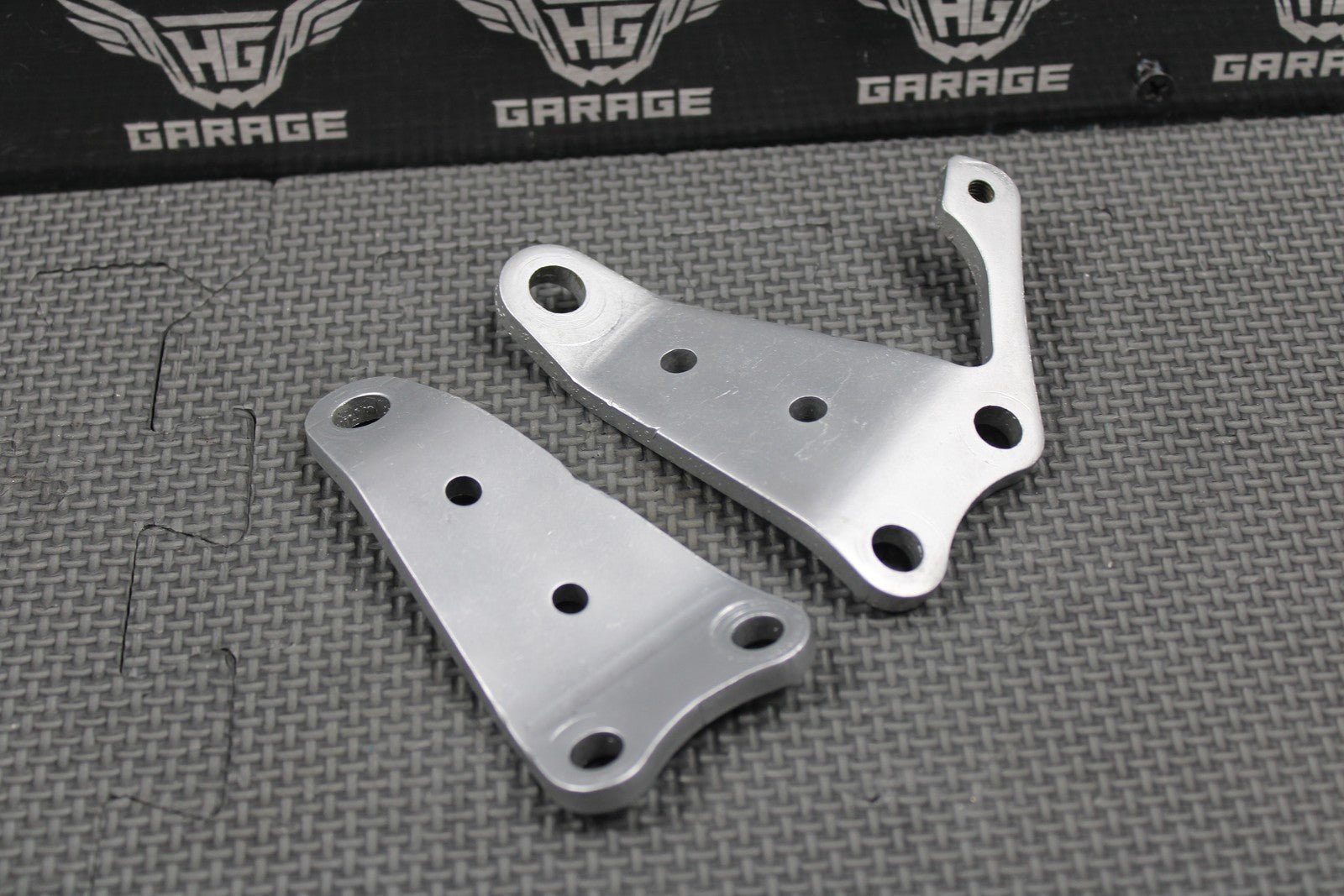 1997 HONDA CR250R OEM ENGINE MOTOR MOUNT HEAD STAY HANGER BRACKETS 50407 - KZ3 - B00 - hggarage