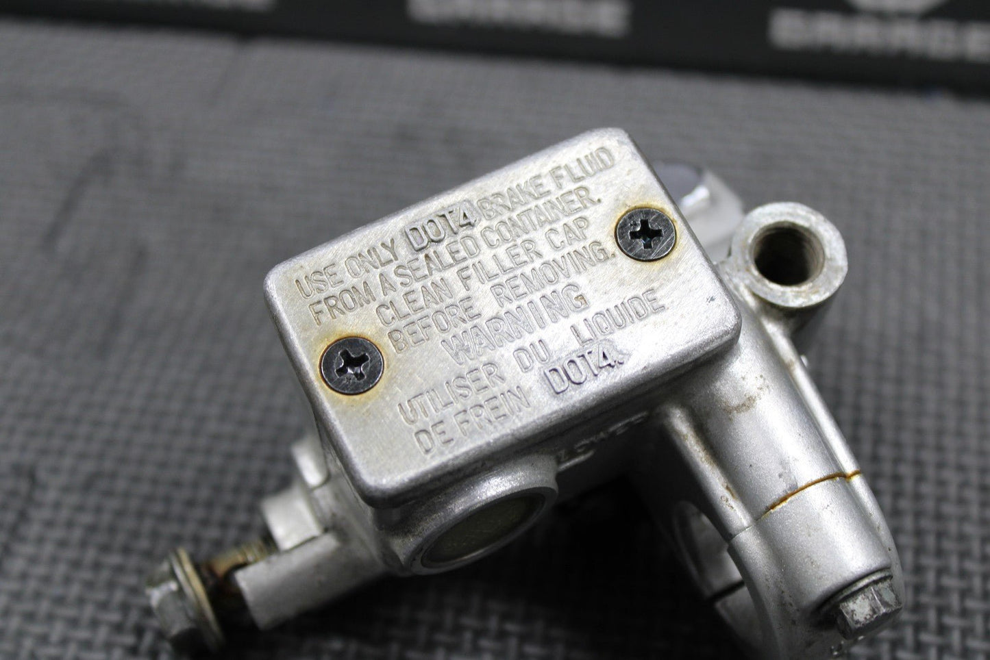 2003 KAWASAKI KLX400SR OEM NISSIN FRONT BRAKE MASTER CYLINDER 43015 - S010 - hggarage