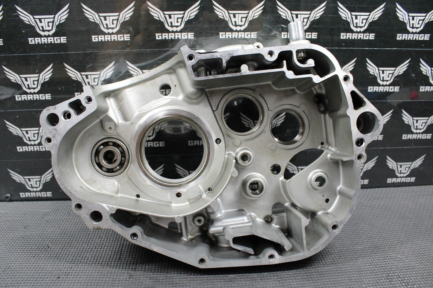2009 KAWASAKI 09 - 14 KLX250 KLX250SF OEM ENGINE CRANKCASE CRANK CASES SET NICE! - hggarage