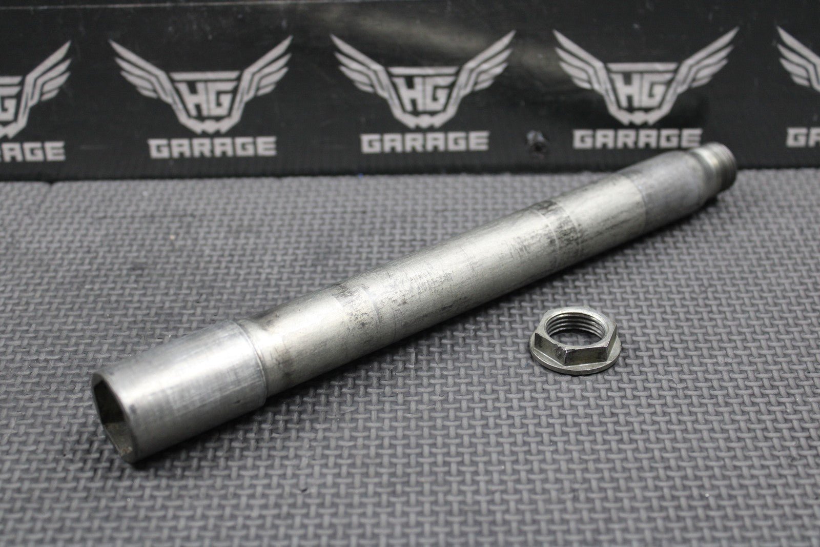 2020 SUZUKI RMZ250 OEM FRONT WHEEL RIM AXLE PIVOT BOLT SHAFT 54711 - 35G00 - hggarage