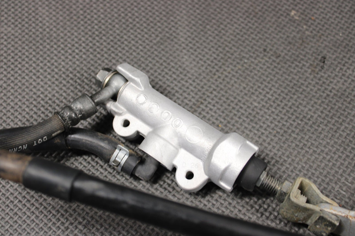 2001 Honda XR250R OEM Nissin Rear Back Brake Caliper Master Cylinder Lever - hggarage