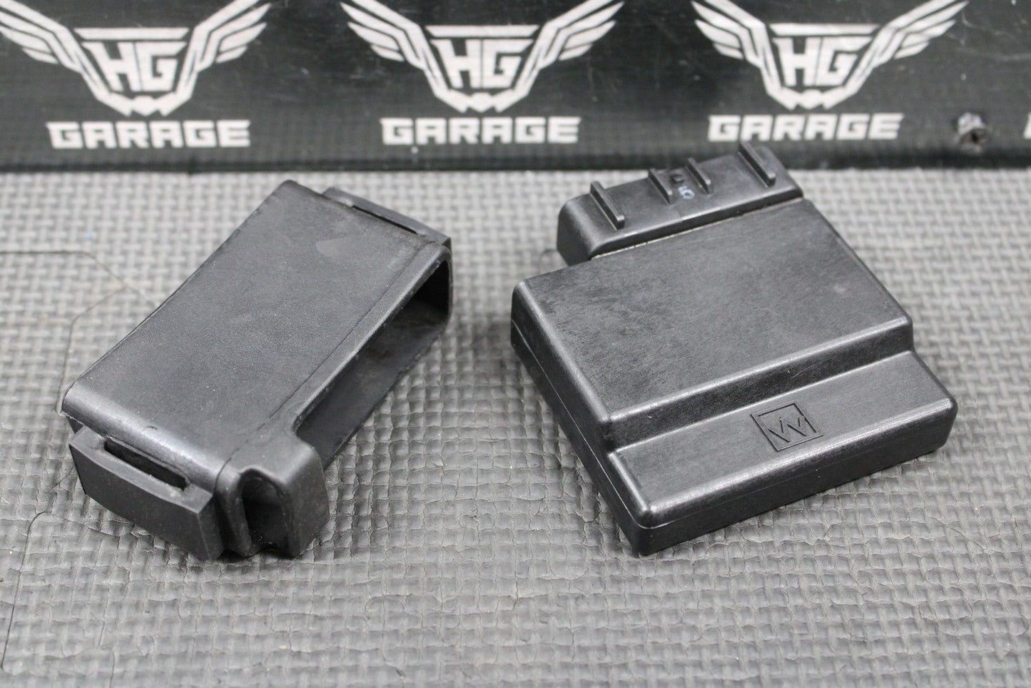 2009 YAMAHA YZ450F OEM CDI ECU COMPUTER IGNITION UNIT BOX 34P - 85540 - 00 - 00 - hggarage
