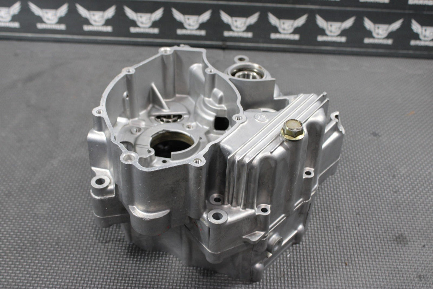 2000 YAMAHA 00 - 08 TTR125L OEM LEFT RIGHT ENGINE MOTOR CRANKCASE CRANK - hggarage
