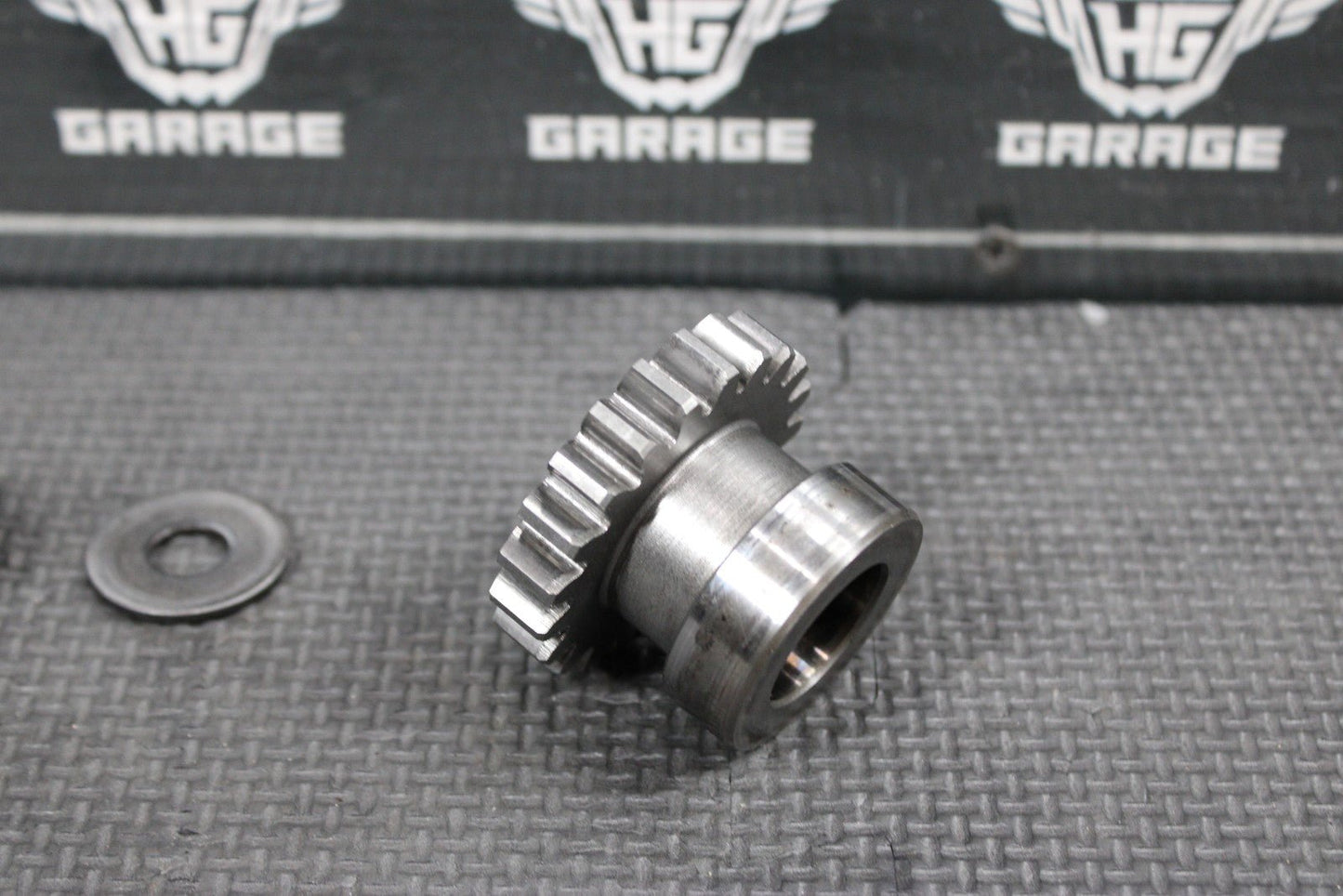 1996 SUZUKI RM250 OEM ENGINE MOTOR CRANKSHAFT PRIMARY DRIVE GEAR BOLT - hggarage