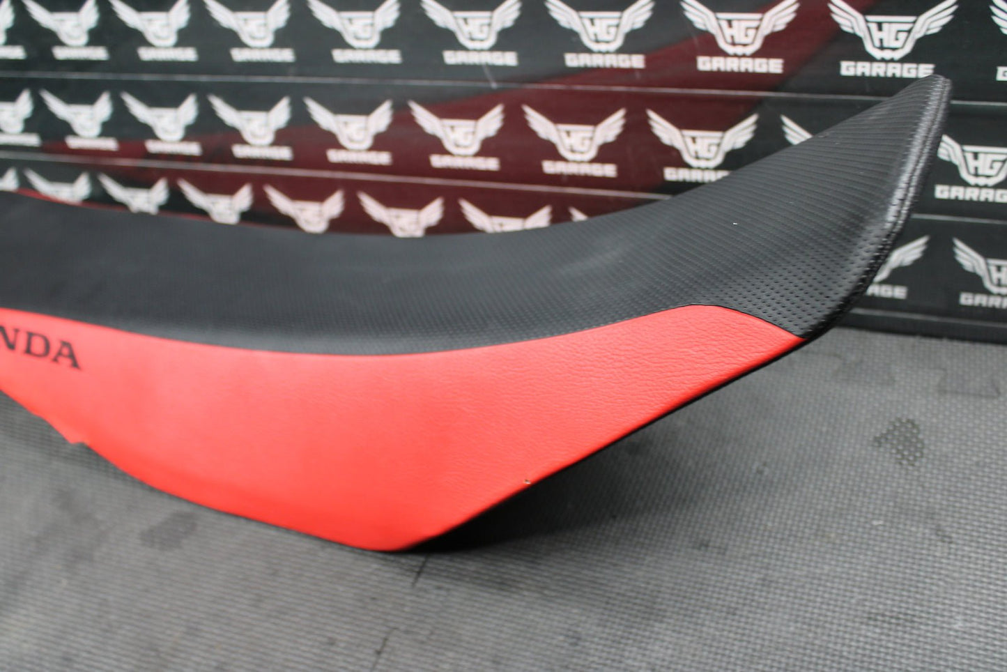 2004 HONDA CRF250R OEM SEAT SADDLE 77100 - KRN - 730 - hggarage