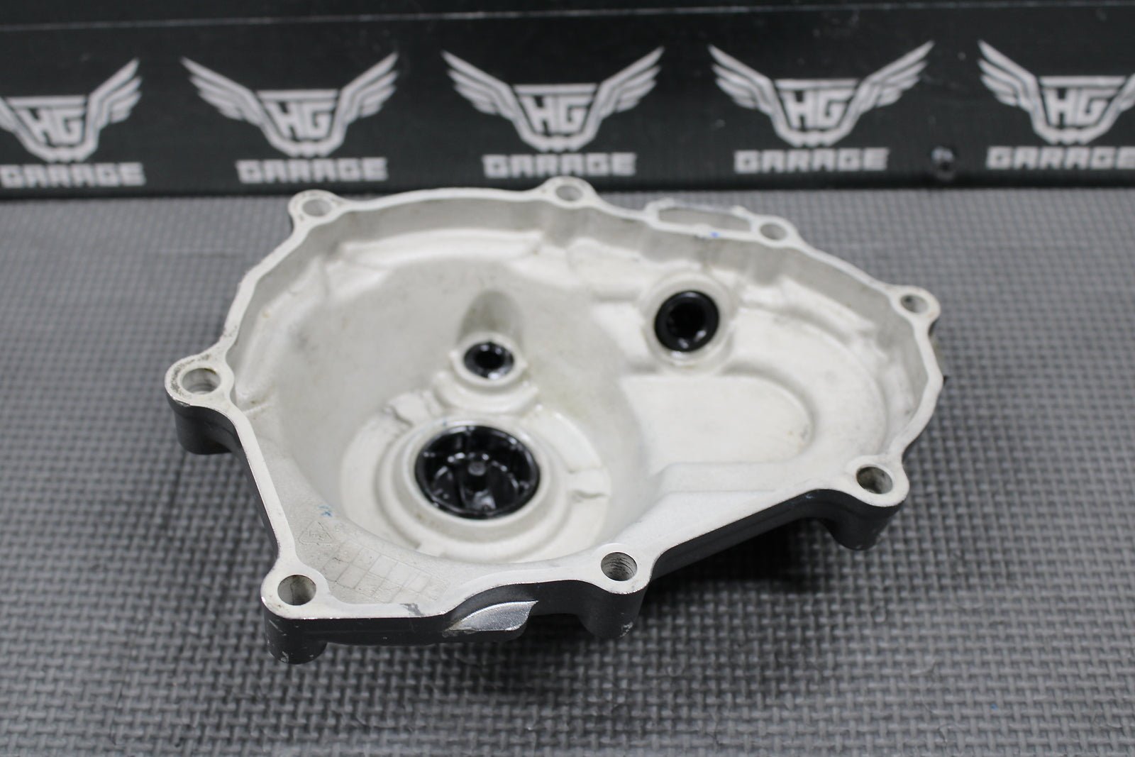 2005 YAMAHA 03 - 05 YZ450F OEM LEFT CASE STATOR GENERATOR MAGNETO COVER - hggarage