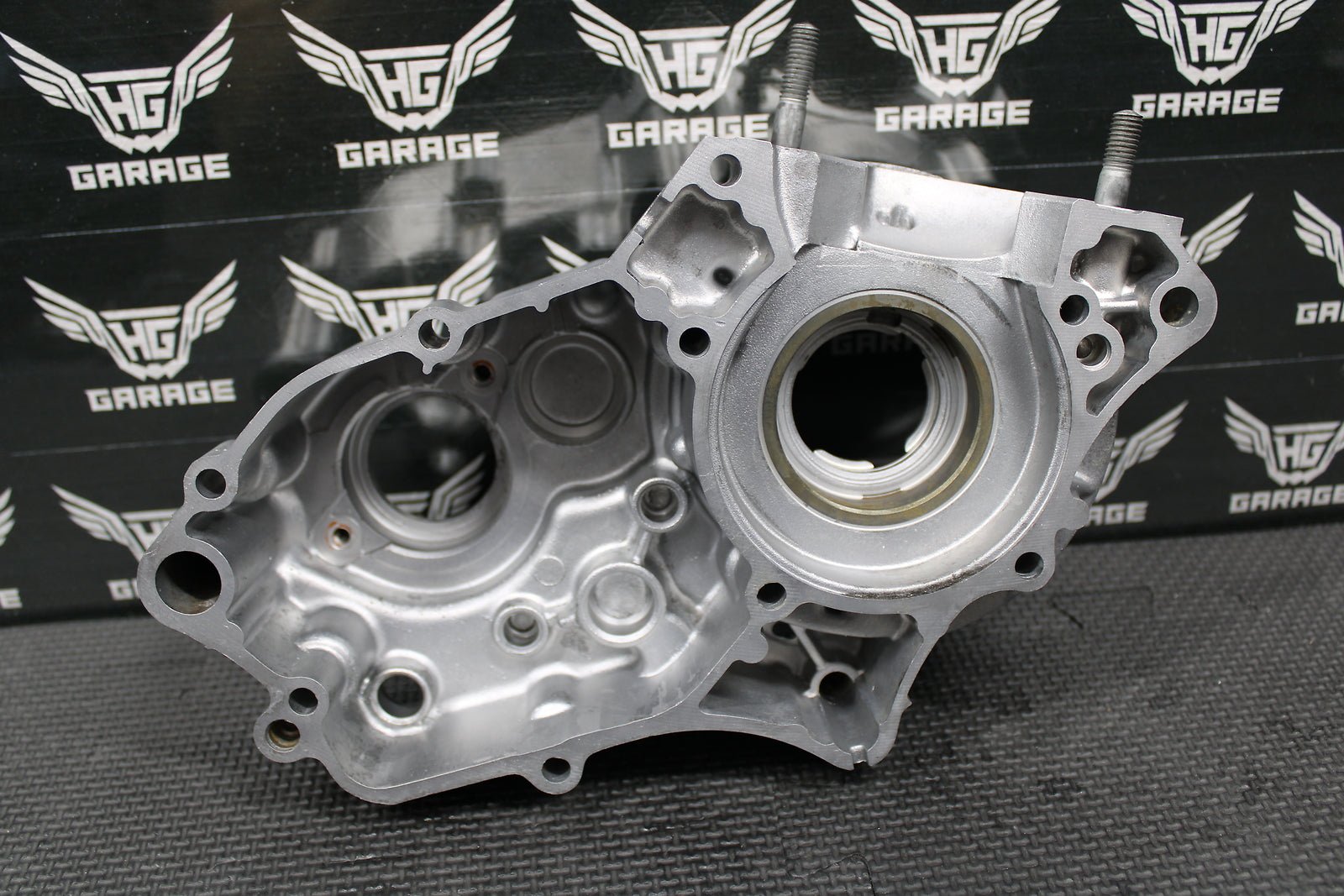 2008 KAWASAKI 08 - 22 KX85 LEFT ENGINE MOTOR CRANKCASE CRANK CASE HALF 14001 - 0737 - hggarage