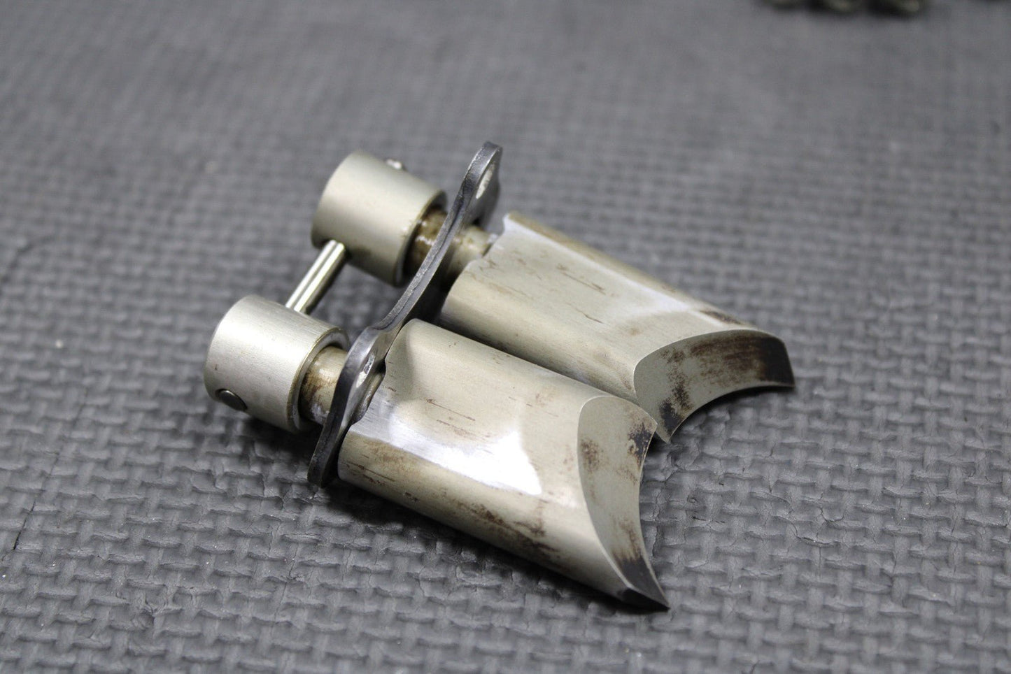 2005 SUZUKI 05 - 23 RM85 OEM EXHAUST POWER VALVE POWERVALVE GOVERNOR 11250 - 03B10 - hggarage