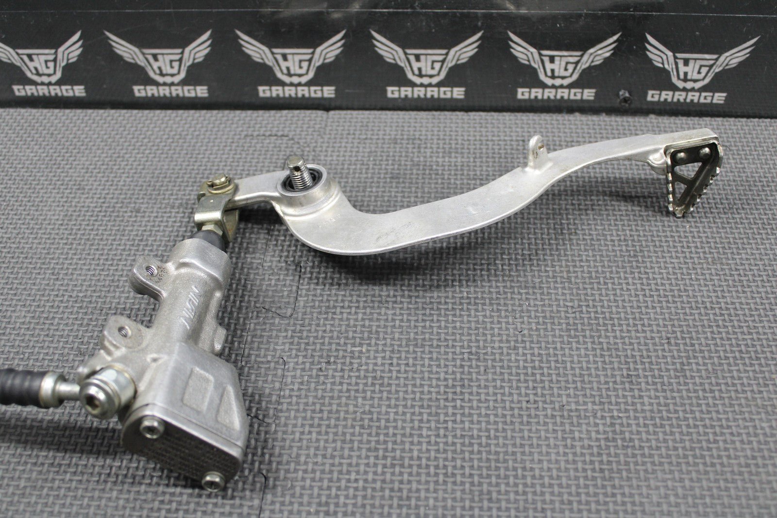2020 SUZUKI RMZ250 OEM NISSIN REAR BACK BRAKE CALIPER MASTER CYLINDER LEVER GOOD - hggarage