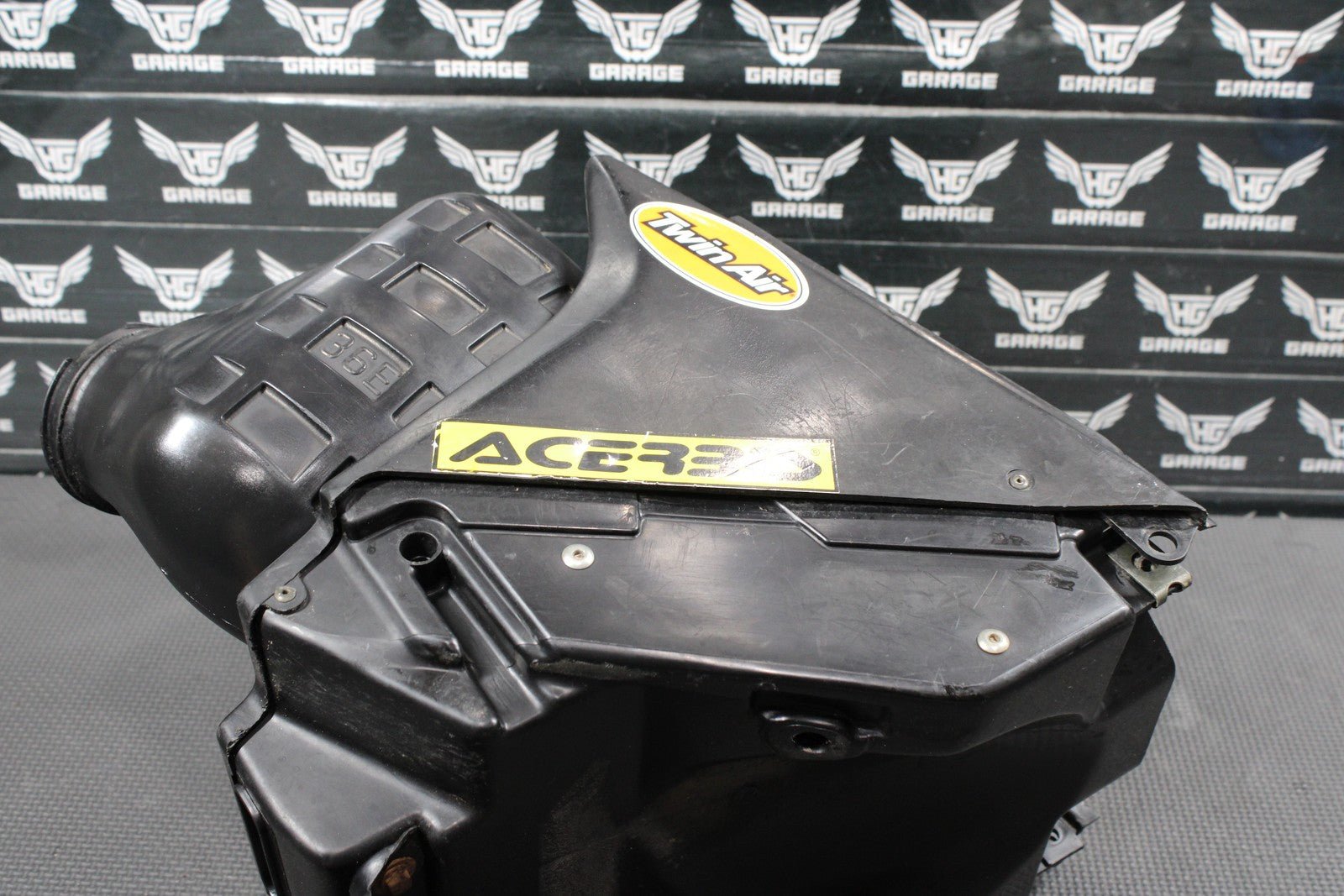2000 SUZUKI RM125 OEM AIRBOX INTAKE AIR CLEANER CASE BOOT 13700 - 36E20 - hggarage