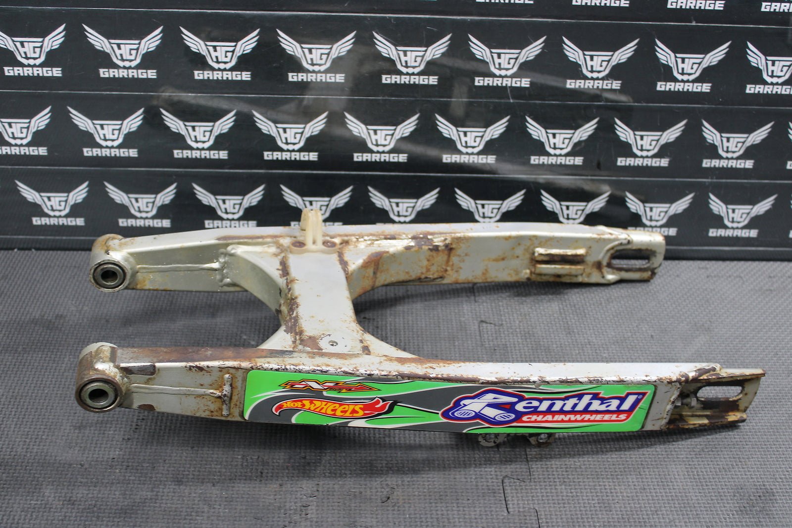 2000 Kawasaki KX65 OEM Swingarm Swing Arm Suspension 33001 - 1598 - Tx - hggarage