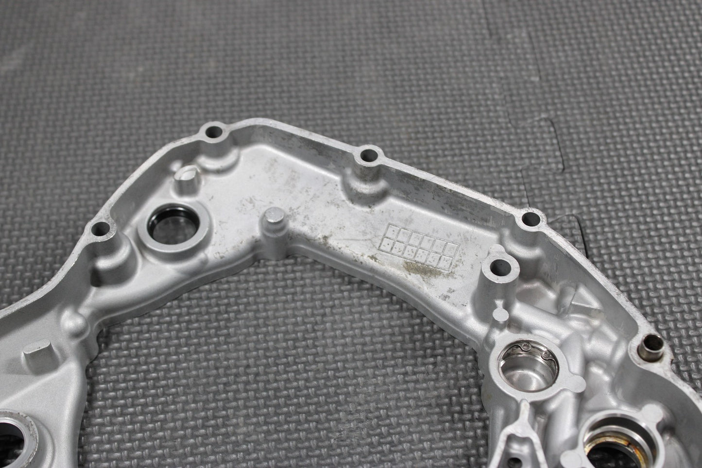 2014 KAWASAKI 09 - 14 KX250F OEM ENGINE MOTOR INNER CLUTCH COVER 14032 - 0136 - hggarage