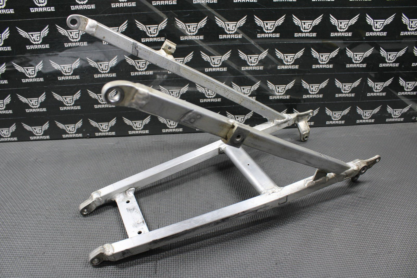 2005 HONDA CRF450R OEM REAR BACK SUB FRAME SUBFRAME SEAT RAIL 50200 - MEN - 730 - hggarage