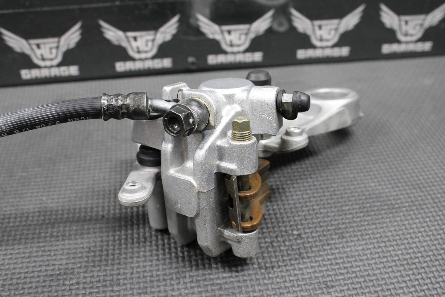 2005 HONDA 05 - 07 CRF450R OEM REAR BACK BRAKE CALIPER MASTER CYLINDER LEVER ASSY - hggarage