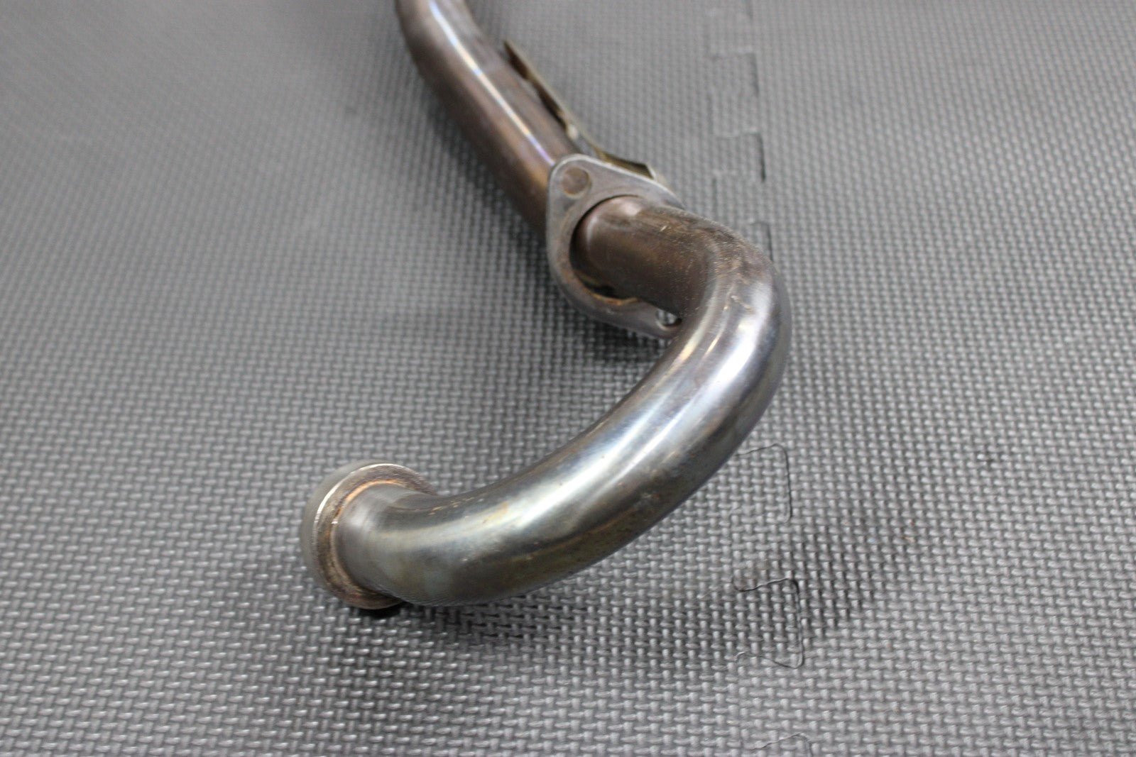2005 SUZUKI 01 - 05 DR200SE OEM EXHAUST PIPE CHAMBER HEADER 14150 - 42A22 - hggarage