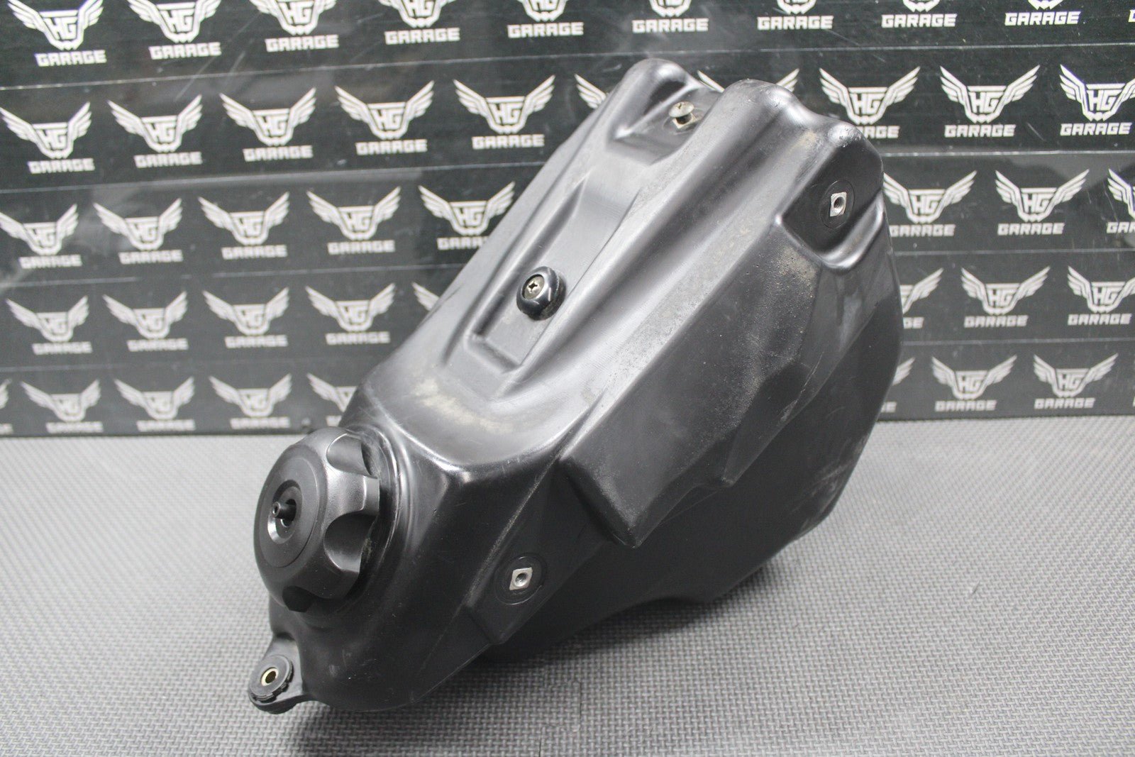 2007 05 - 08 KAWASAKI KX250F OEM GAS FUEL TANK CELL PETROL RESERVOIR 51001 - 0110 - 6Z - hggarage