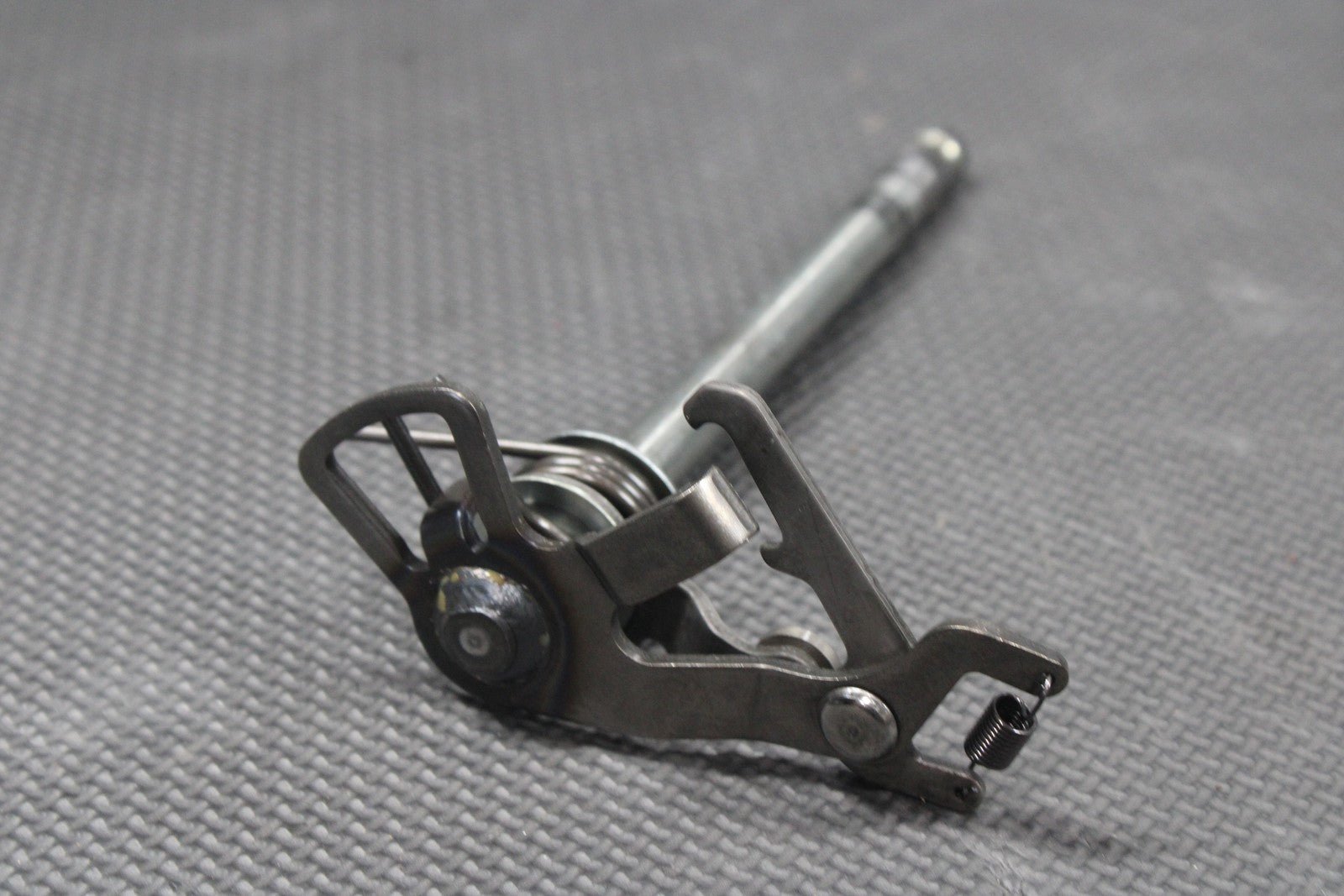 1987 YAMAHA TW200 OEM ENGINE TRANSMISSION TRANNY GEARBOX SHIFT FORKS DRUM GEARS - hggarage