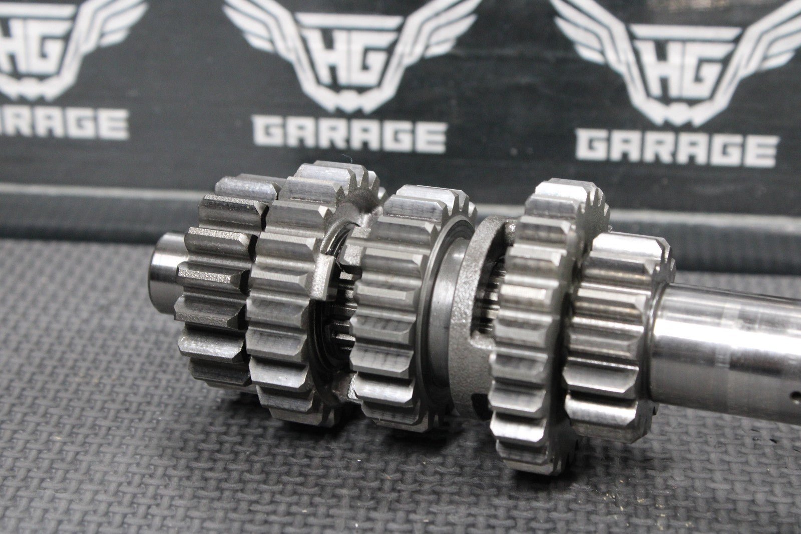 2006 YAMAHA YZ250F OEM ENGINE TRANSMISSION TRANNY GEAR BOX SHIFT SHAFT GEARS - hggarage