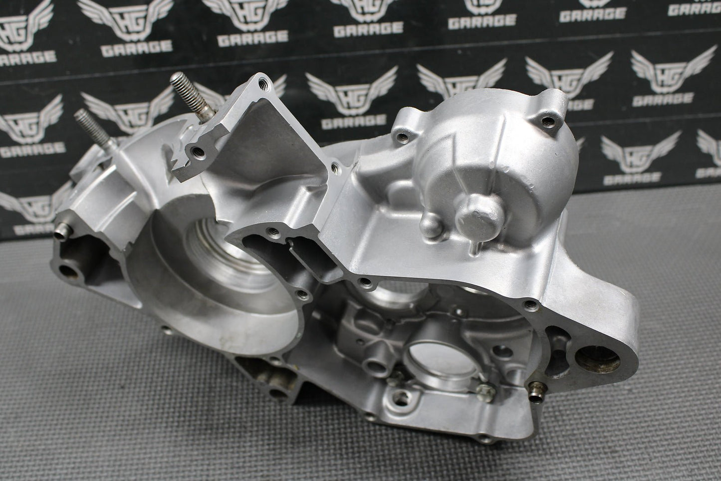 1999 99 - 02 HONDA CR125R OEM RIGHT ENGINE MOTOR CRANKCASE CRANK CASE BLOCK MINT! - hggarage