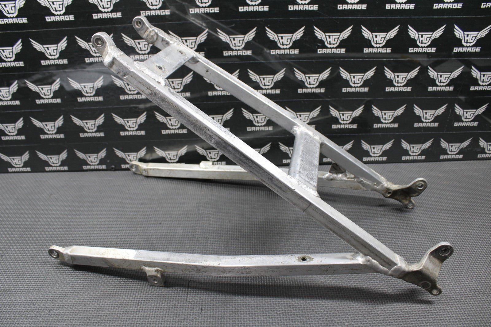 2005 HONDA CRF450R OEM REAR BACK SUB FRAME SUBFRAME SEAT RAIL 50200 - MEN - 730 - hggarage