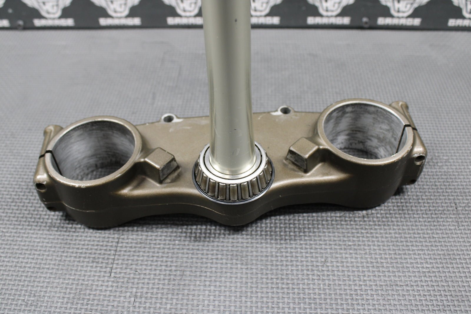 2007 2008 KAWASAKI KX250F OEM FRONT FORKS LOWER TRIPLE TREE STEERING STEM CLAMP - hggarage