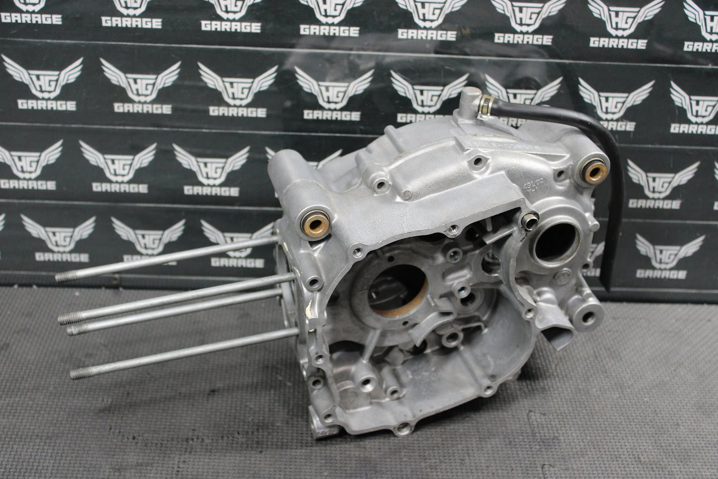 2000 Yamaha TTR90 OEM Left Right Engine Motor Crankcase Crank Cases Block - hggarage