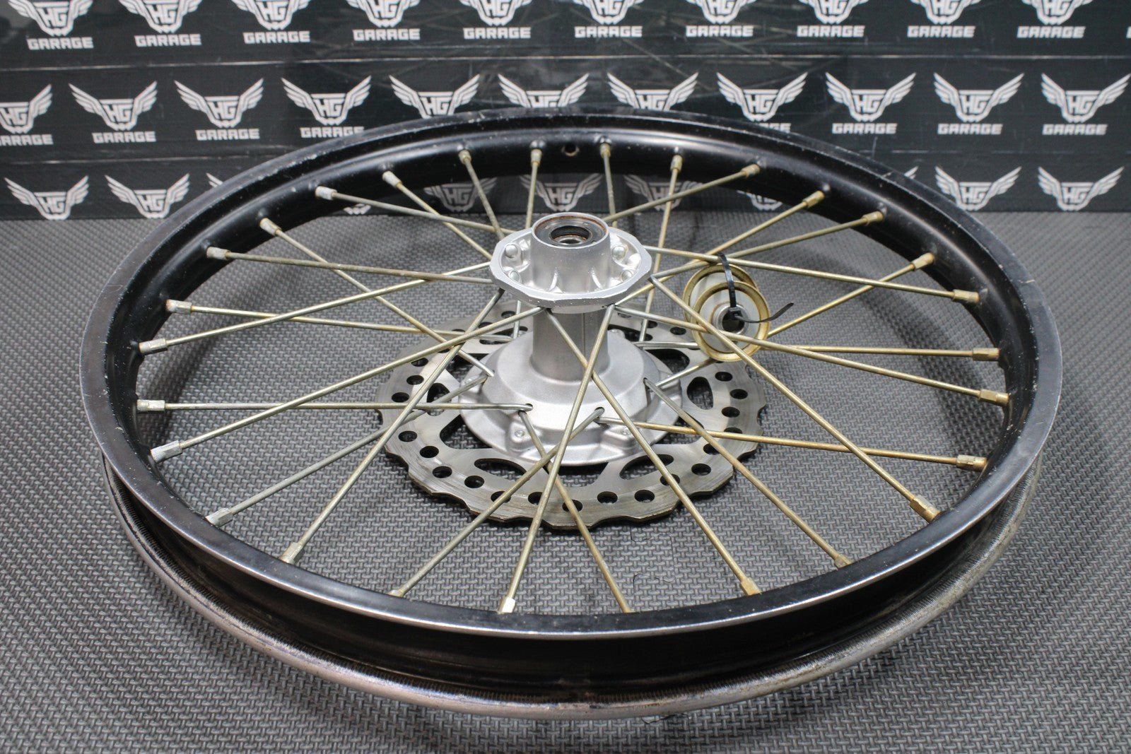 2014 KAWASAKI 11 - 21 KX100 OEM 19" BIG WHEEL FRONT WHEEL RIM HUB 41090 - 0103 - WC - hggarage