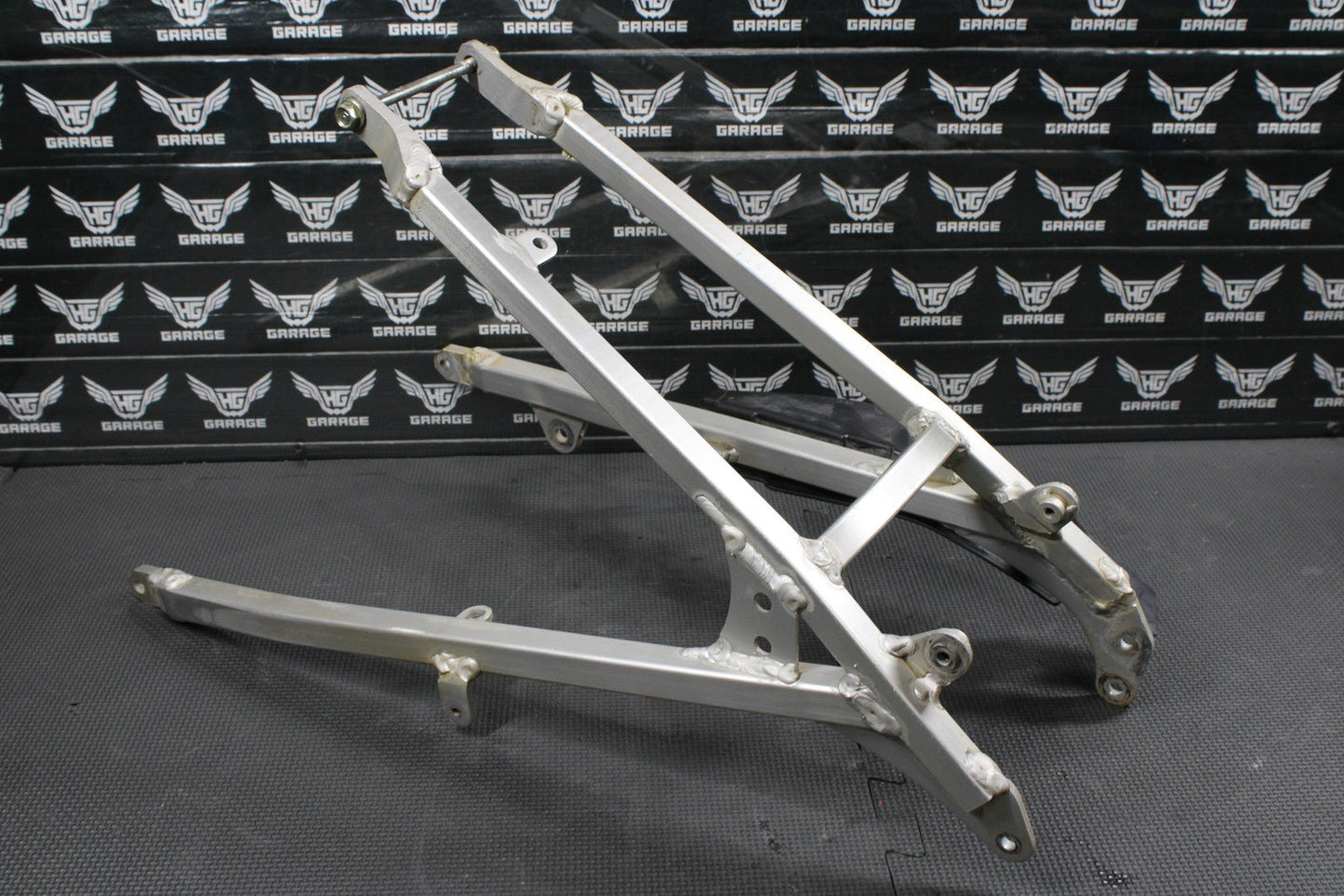 2000 SUZUKI 00 - 04 DRZ400 OEM REAR BACK SUB FRAME SUBFRAME 41200 - 29F00 - hggarage
