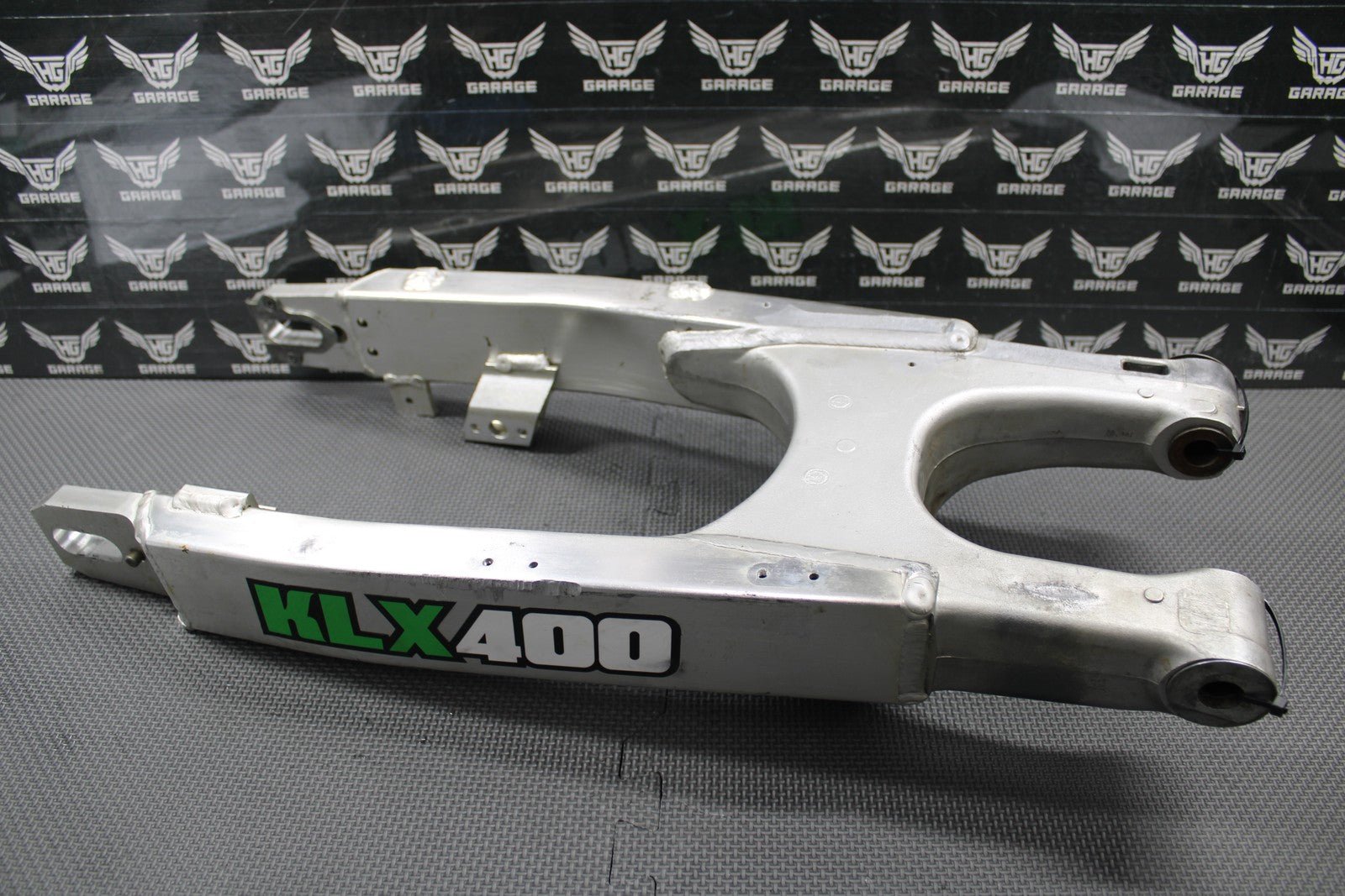 2003 KAWASAKI KLX400SR OEM SWINGARM SWING ARM SUSPENSION 33001 - S008 - hggarage