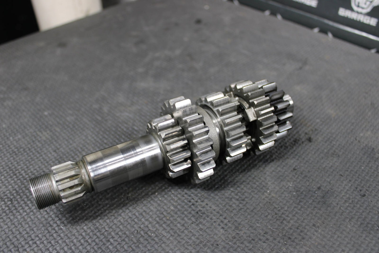 2007 YAMAHA YZ450F OEM ENGINE TRANSMISSION TRANNY ASSEMBLY GEARS - hggarage