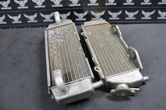 2005 Kawasaki KX250F OEM Left Right Radiator Set Cooler Radiator 39061 - 0045 - hggarage