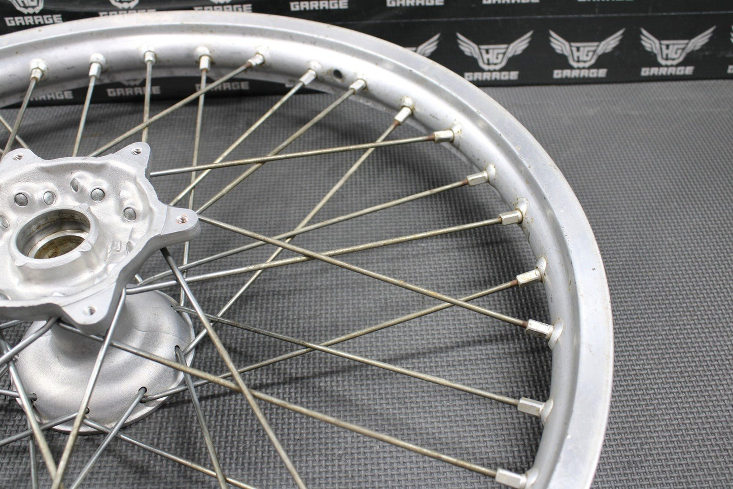 1999 SUZUKI 97 - 00 RM125 RM250 OEM 21" FRONT WHEEL RIM HUB 54111 - 36E10 55311 - 36E0 - hggarage