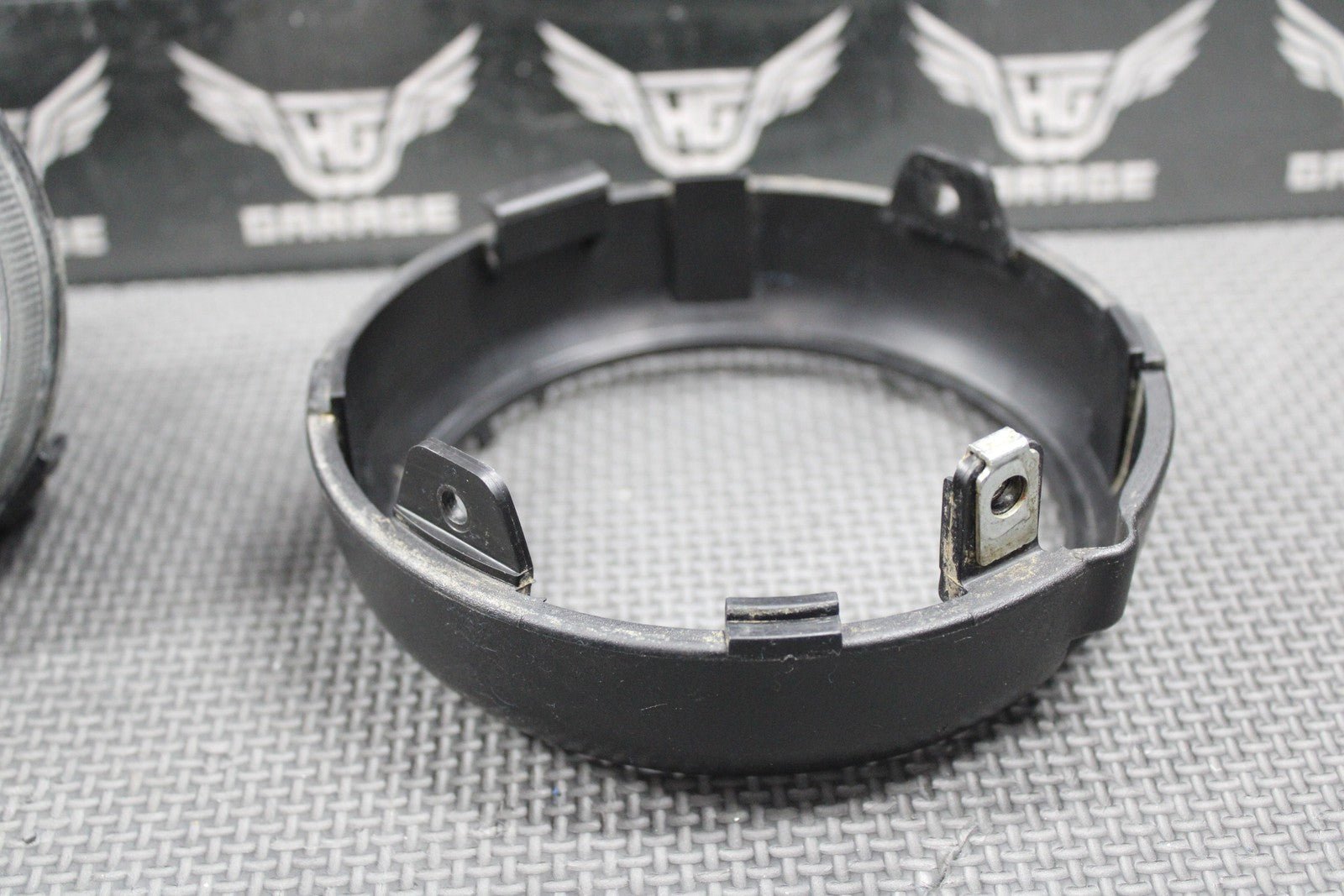 2001 YAMAHA BANSHEE YFZ350 OEM FRONT HEAD LIGHT LAMP HEADLIGHT HOUSING PARTS - hggarage