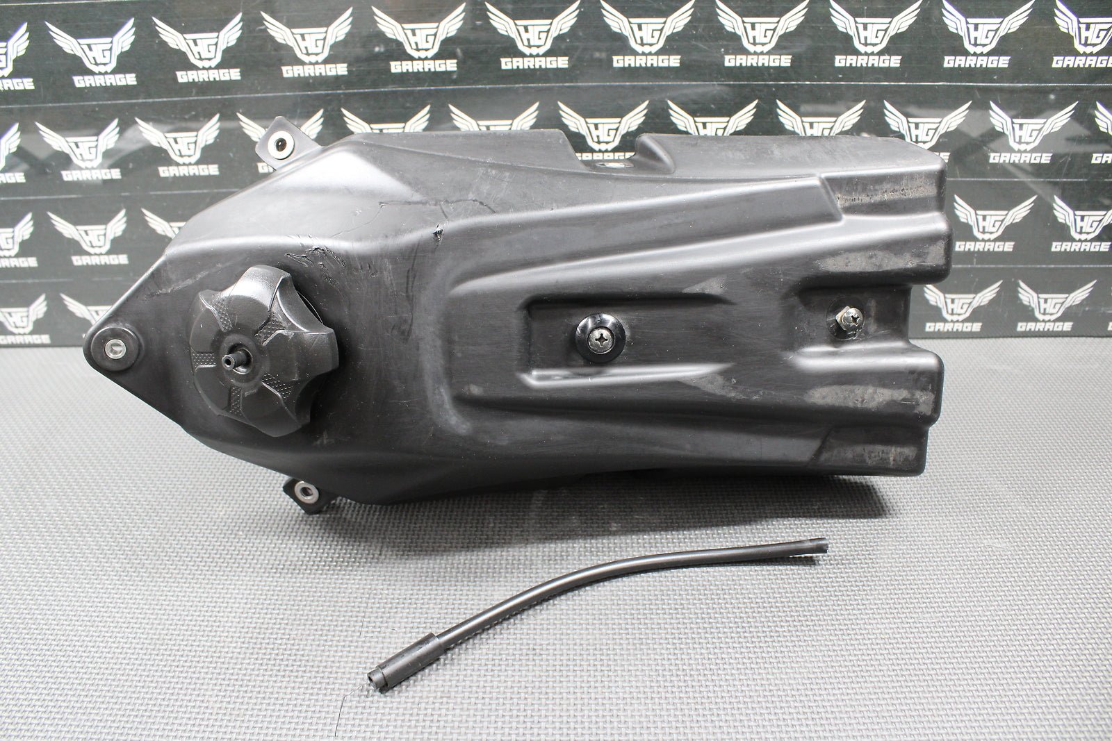2018 16 - 18 KAWASAKI KX450F OEM GAS FUEL TANK CELL PETROL RESERVOIR 51001 - 0829 - hggarage