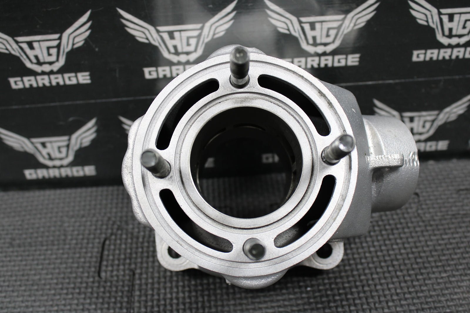 1998 97 - 01 YAMAHA YZ80 OEM CYLINDER BORE JUG TOP END 47.5MM 4ES - 11311 - 30 - 00 NICE - hggarage
