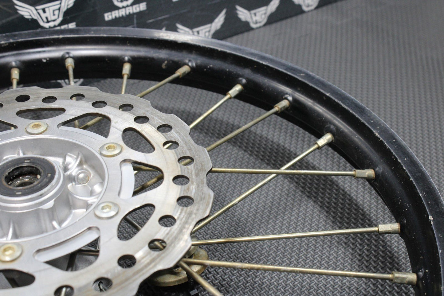 2014 KAWASAKI 11 - 21 KX100 OEM 19" BIG WHEEL FRONT WHEEL RIM HUB 41090 - 0103 - WC - hggarage
