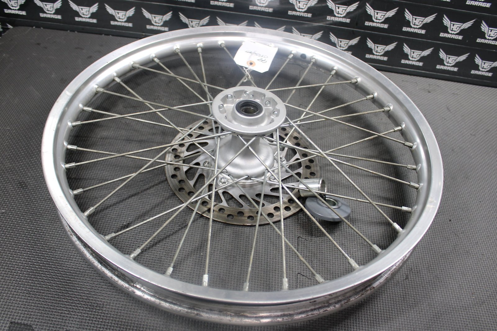 1999 Honda CR500R OEM Takasago Front Wheel Rim Hub Assembly 44650 - Mac - 680 - hggarage